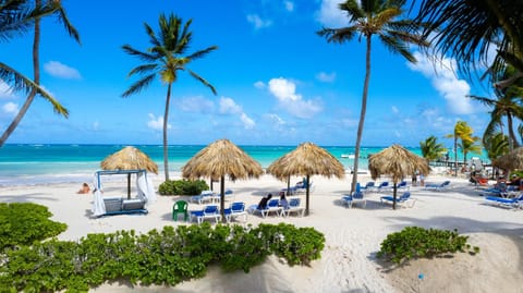 Costa Atlantica Punta Cana - Beach Vacation Condos Appartement-Hotel in Punta Cana