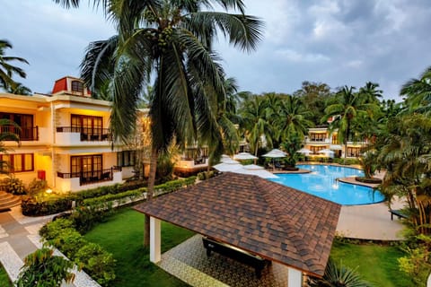 Property building, Pool view, Swimming pool