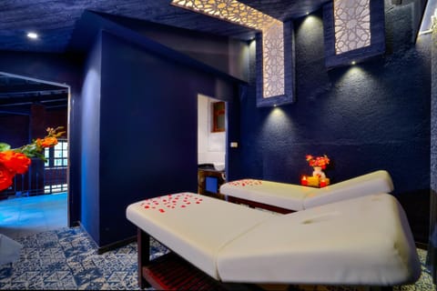 Massage, Spa and wellness centre/facilities