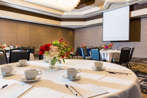 Banquet/Function facilities, Meeting/conference room