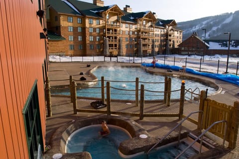 Hope Lake Lodge & Indoor Waterpark Resort in Pennsylvania