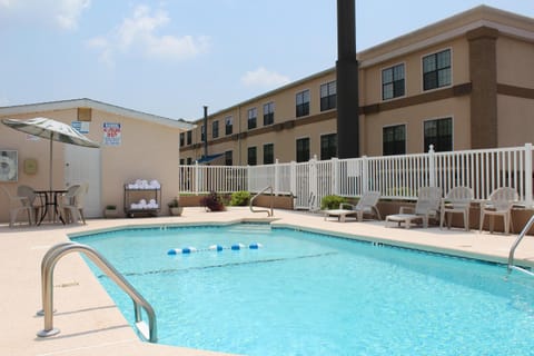 Travelodge by Wyndham Perry GA Hotel in Perry