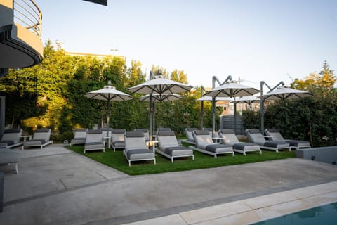 Garden, Swimming pool, Inner courtyard view