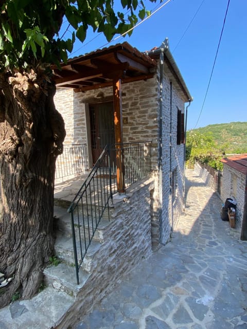 Property building, Day, Natural landscape