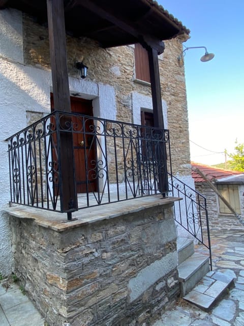 Property building, Balcony/Terrace