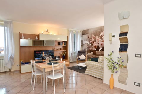 Antiche Rive Holidays Apartments Apartment hotel in Salo
