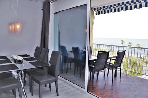 fantasticas vistas a mar Apartment in Maresme