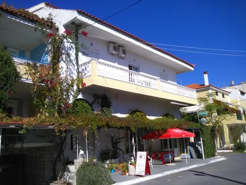 Karin & Nikos Bed and Breakfast in Samos Prefecture
