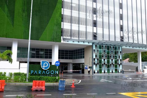 Paragon Suites CIQ Homestay by WELCOME HOME Condo in Johor Bahru