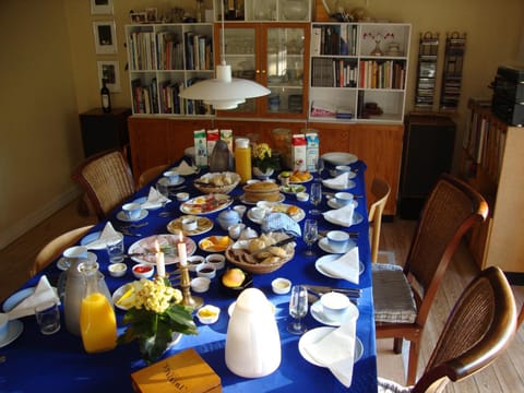 Dining area, Breakfast