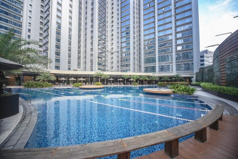 The Alpha Suites Apartment hotel in Makati