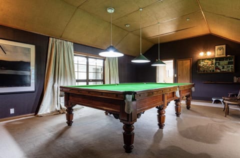 The Billiards Room Maison in Queenstown