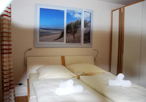 TV and multimedia, Bedroom