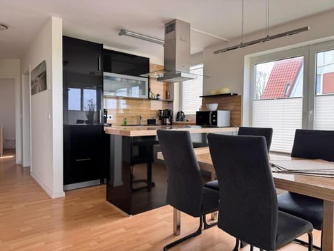 Kitchen or kitchenette, Living room, Dining area, stove, toaster