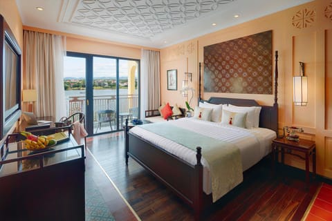 Little Riverside Hoi An . A Luxury Hotel & Spa Hotel in Hoi An