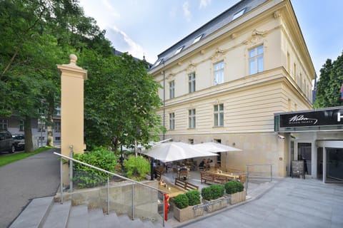 Property building, View (from property/room)