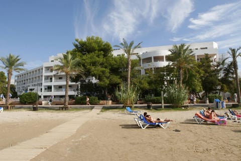 Facade/entrance, Beach