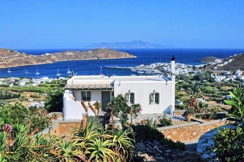 Facade/entrance, Landmark view, Sea view