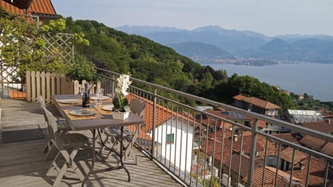 Penthouse San Rocco Apartment in Canton of Ticino