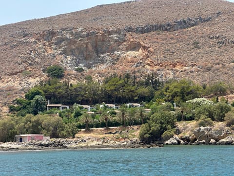 Nearby landmark, Day, Natural landscape, Mountain view
