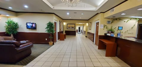 Home Inn & Suites Hotel in Montgomery