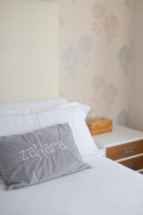 Hostal Zahara Bed and Breakfast in Ferrol