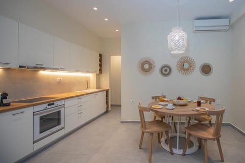 Anemelia Luxury Apartments Condo in Argostolion