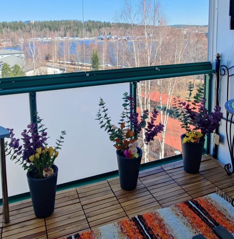 Spring, Day, Natural landscape, View (from property/room), Balcony/Terrace, Lake view, Seasons
