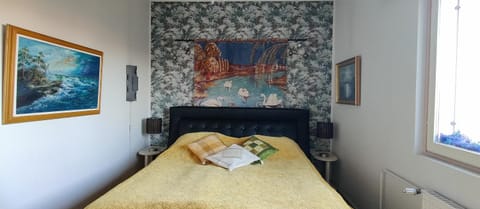 Spring, Bed, Day, Photo of the whole room, Bedroom