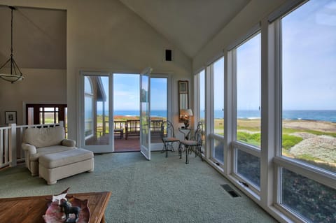 Vista del Mar House in Mendocino County