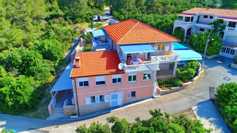 Property building, Bird's eye view