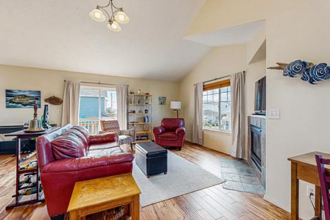 High Street Retreat House in Newport