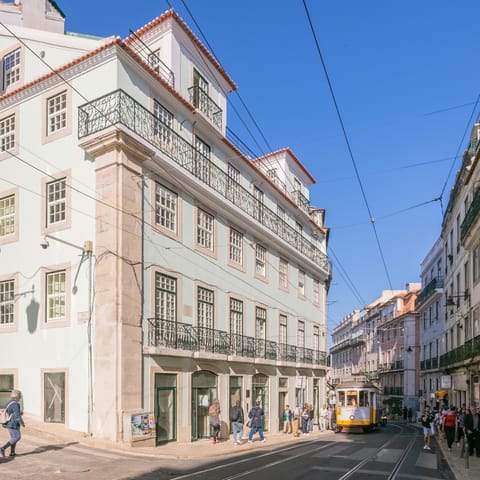 Almaria - Officina Real Apartments | Chiado Condo in Lisbon