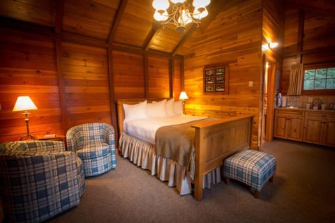 Paradise Lodge and Bungalows Capanno nella natura in Lake Louise