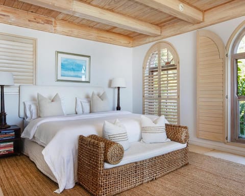 Villa del Mar - "Luxurious en-suite bedroom with lounge and stunning sea view balcony in Bantry Bay" Villa in Cape Town