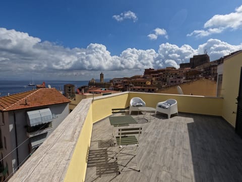 View (from property/room), Balcony/Terrace