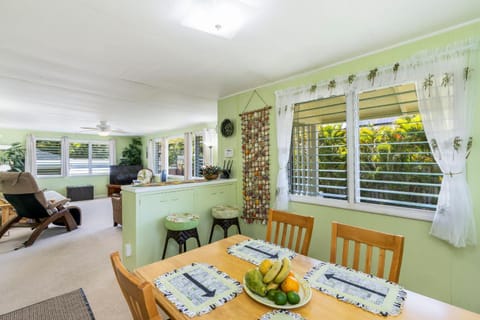 Private Beachlane House with 2 bedrooms AC Haus in Kailua