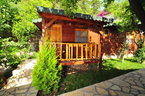 Ikiz Pension Bungalow Campingplatz /
Wohnmobil-Resort in Antalya Province