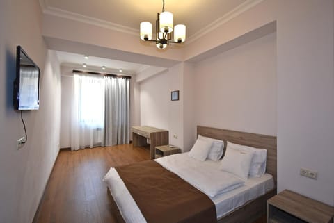 Luxury apartments just near Republic Square Apartamento in Yerevan