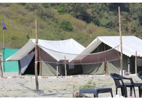 The Junky Yard Camps Luxury tent in Uttarakhand