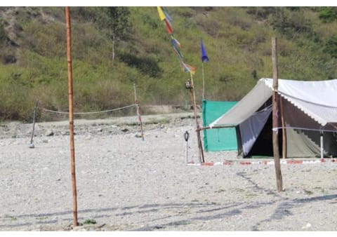 The Junky Yard Camps Tienda de lujo in Uttarakhand