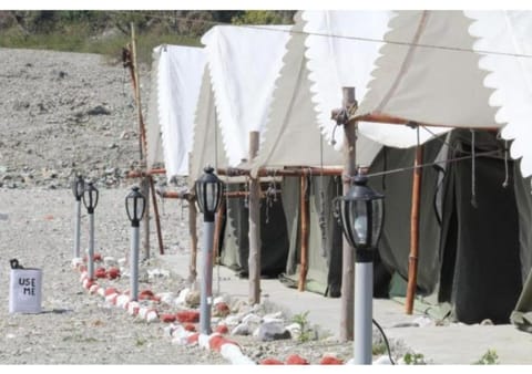 The Junky Yard Camps Tienda de lujo in Uttarakhand