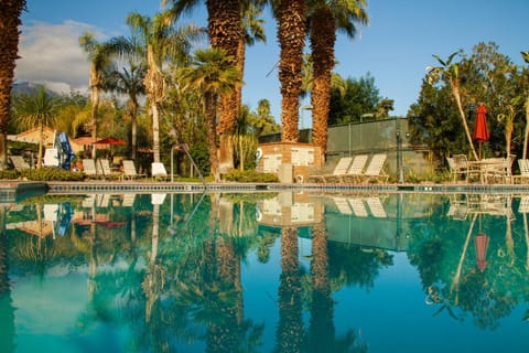 The Oasis Resort Resort in Palm Springs