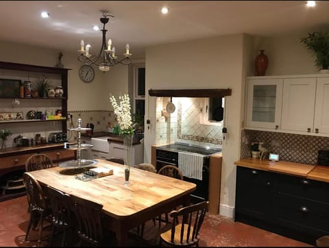 The Hollies Bed and Breakfast in Daventry District