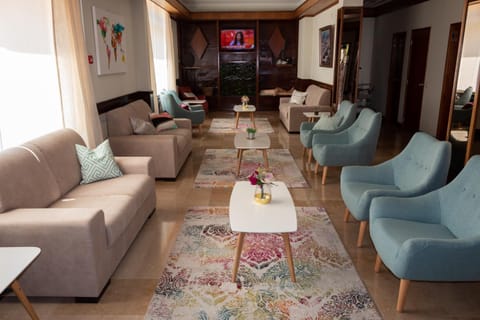 Communal lounge/ TV room