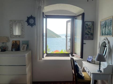 Be happy in Perast Condo in Kotor Municipality