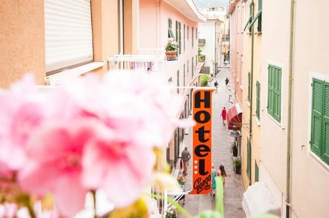 Day, Property logo or sign, Neighbourhood, Street view