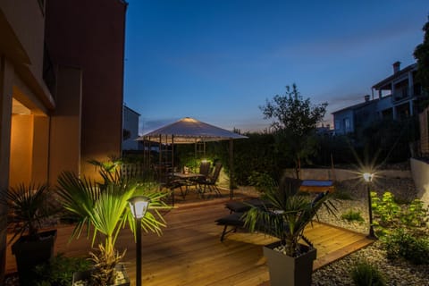 Exclusive city center apartment with garden Copropriété in Rovinj