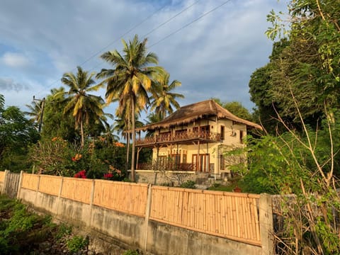 Lombok Villas, Villa KuraKura Maison in Central Sekotong
