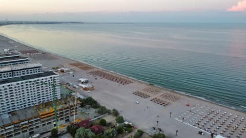 Bird's eye view, Sea view